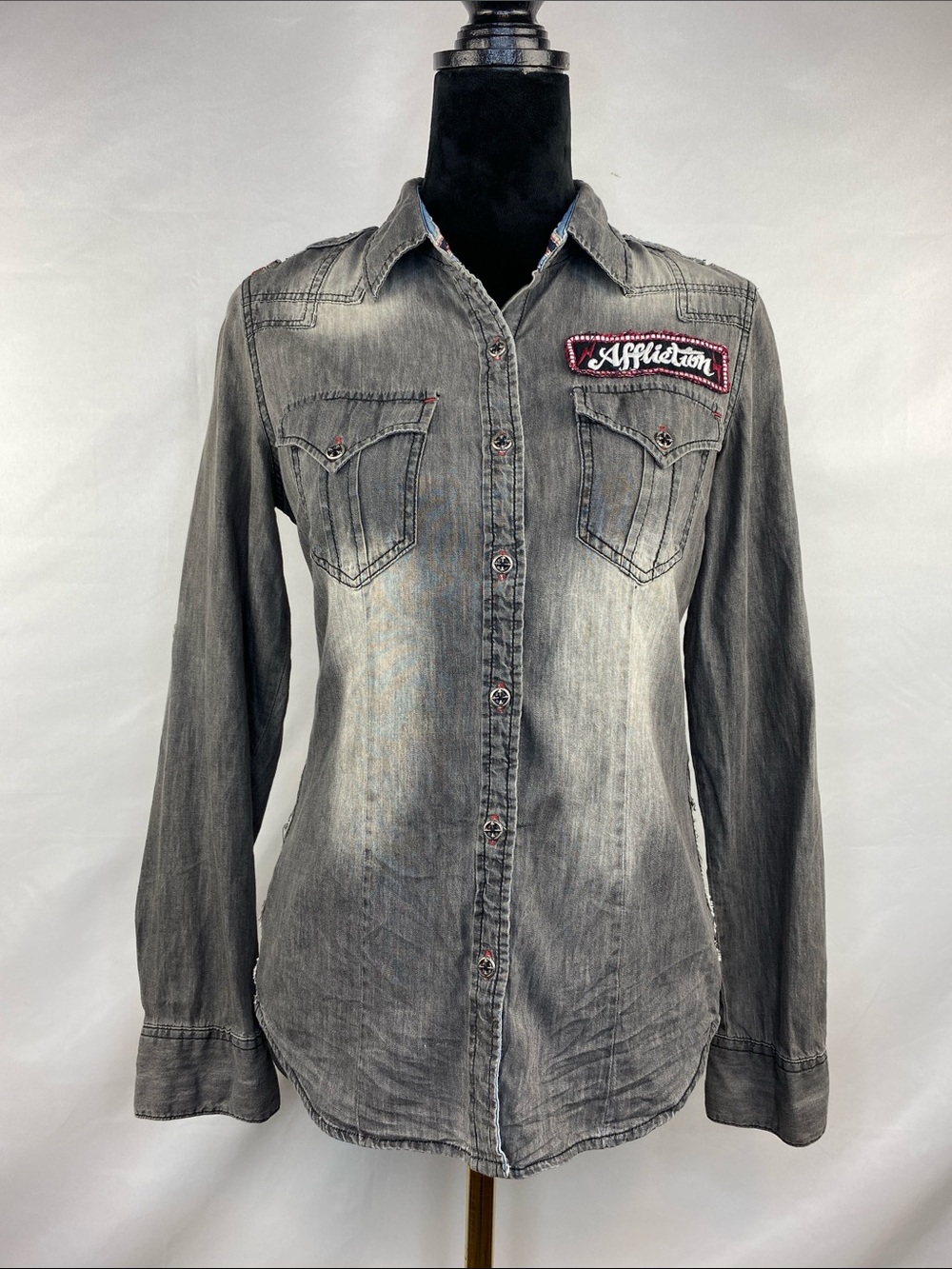 Affliction Black Premium Gray Paisley Patch Button Down Shirt Size Small